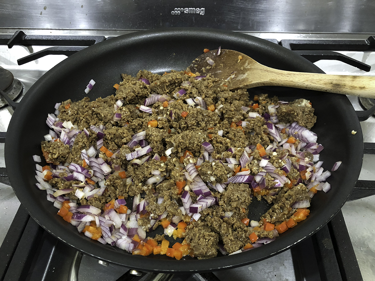 Vegan Bolognese pasta sauce