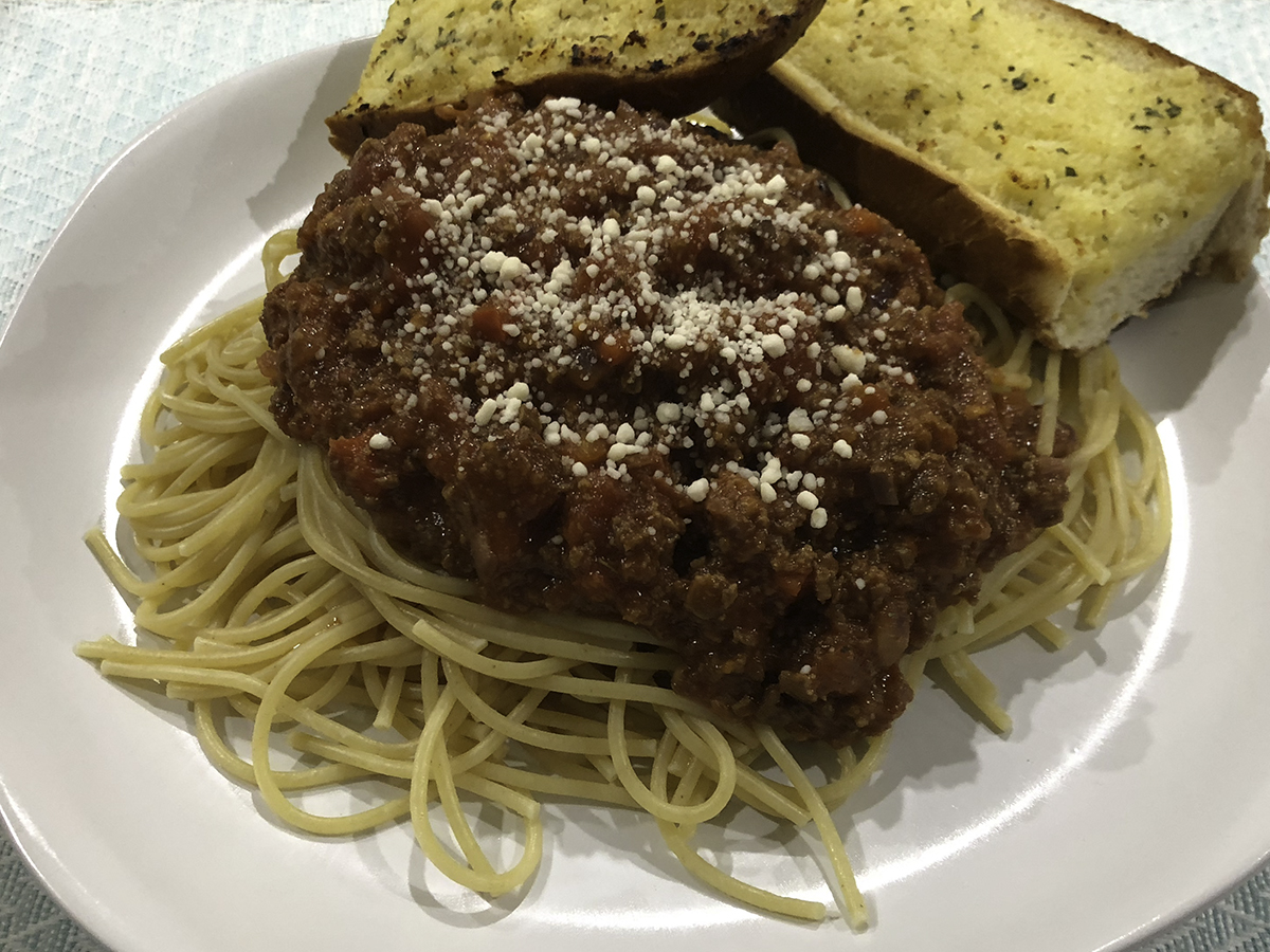 Vegan Bolognese pasta sauce